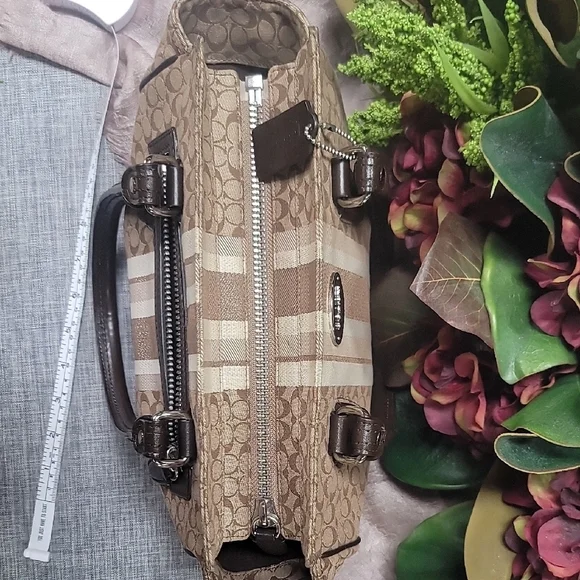 Coach Brown and Black Satchel - Picture 8 of 11